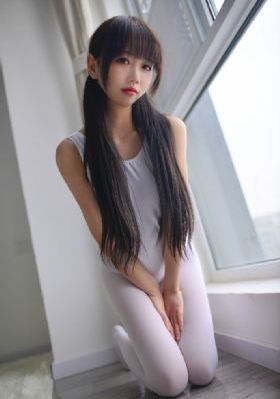 肉色薄丝脚交一区二区_青苹果乐园免费高清观看